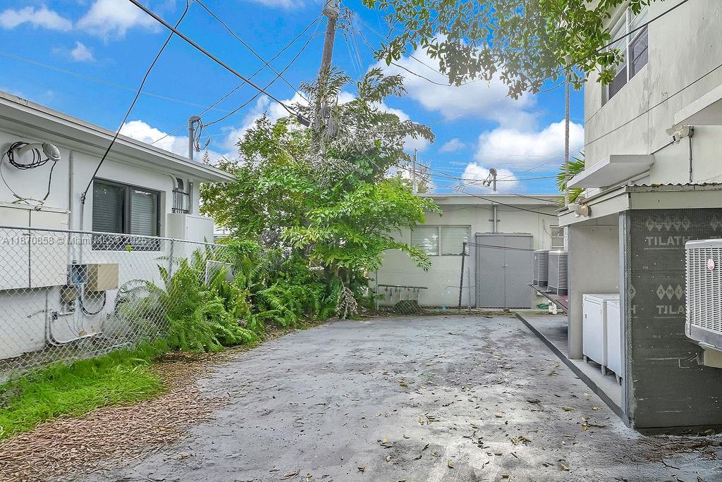   /  3784 sq. ft. $ 2025-09-02 0 Photo