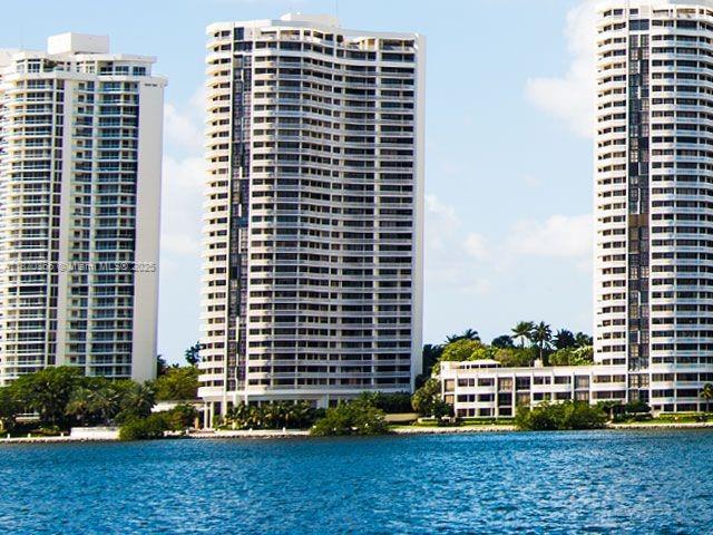 902 2 / 2 1910 sq. ft. $ 2025-09-08 0 Photo