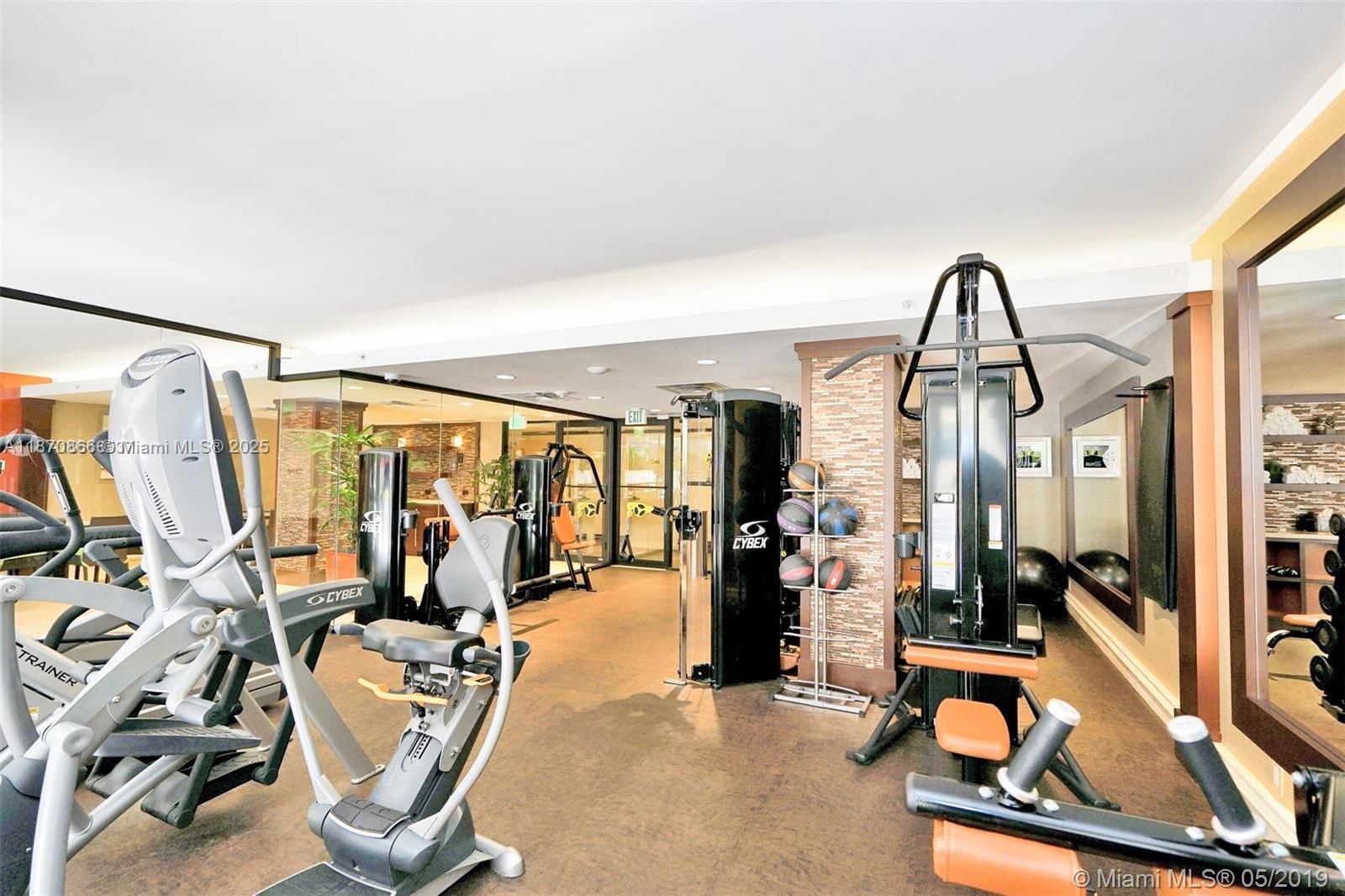 902 2 / 2 1910 sq. ft. $ 2025-09-08 0 Photo