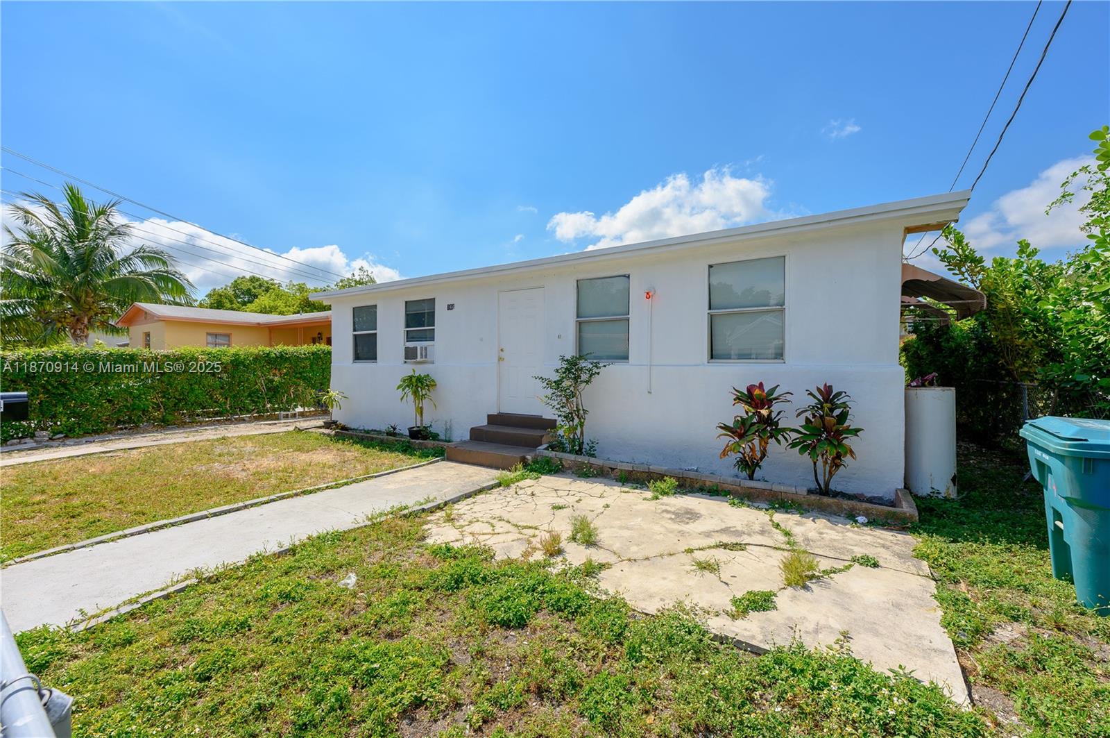 See details / 2318 sq. ft. $ 2025-09-02 0 Photo