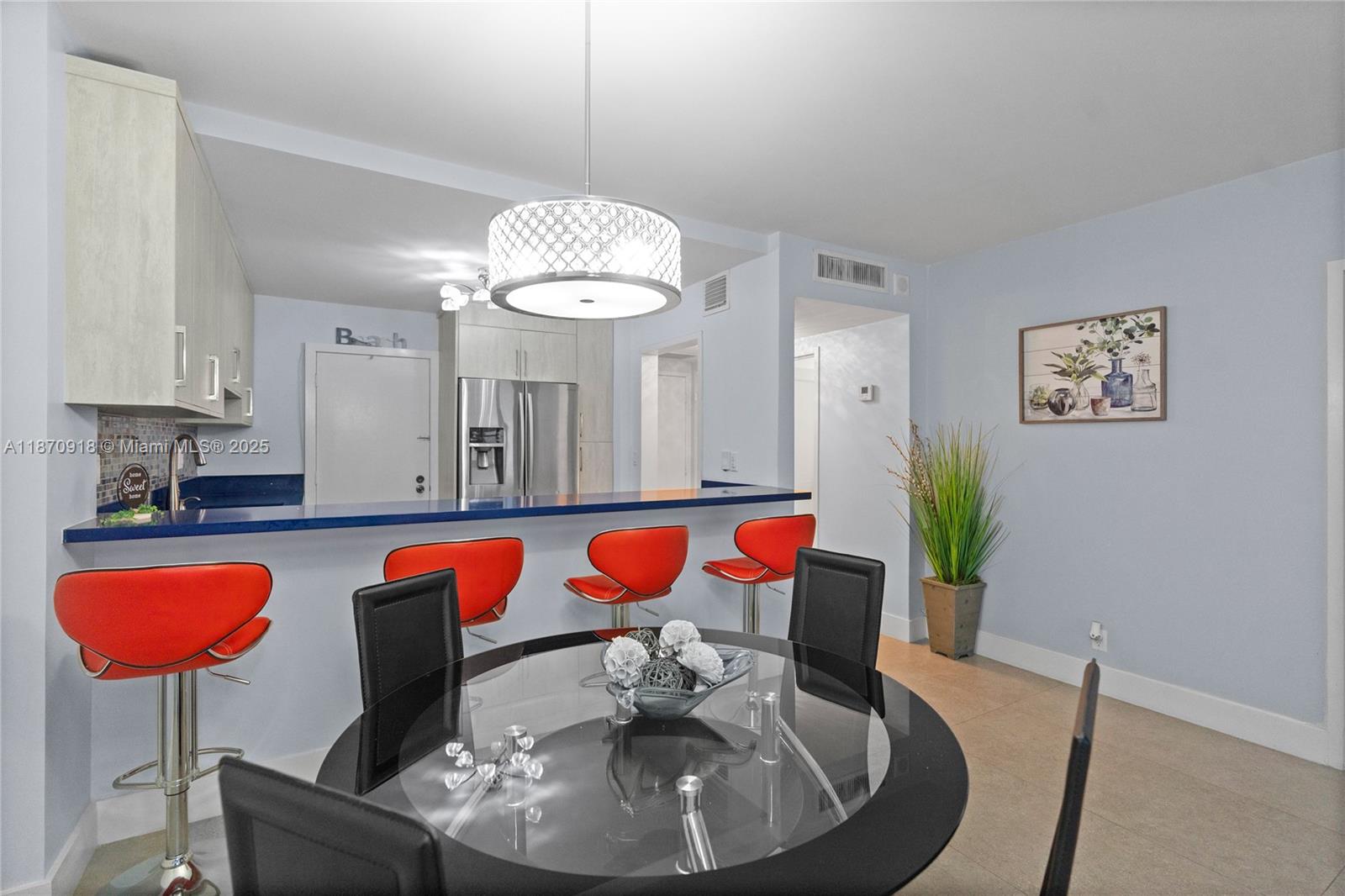 Photo of 3725 Ocean Dr  #311, Hollywood, Florida, 33019 - 