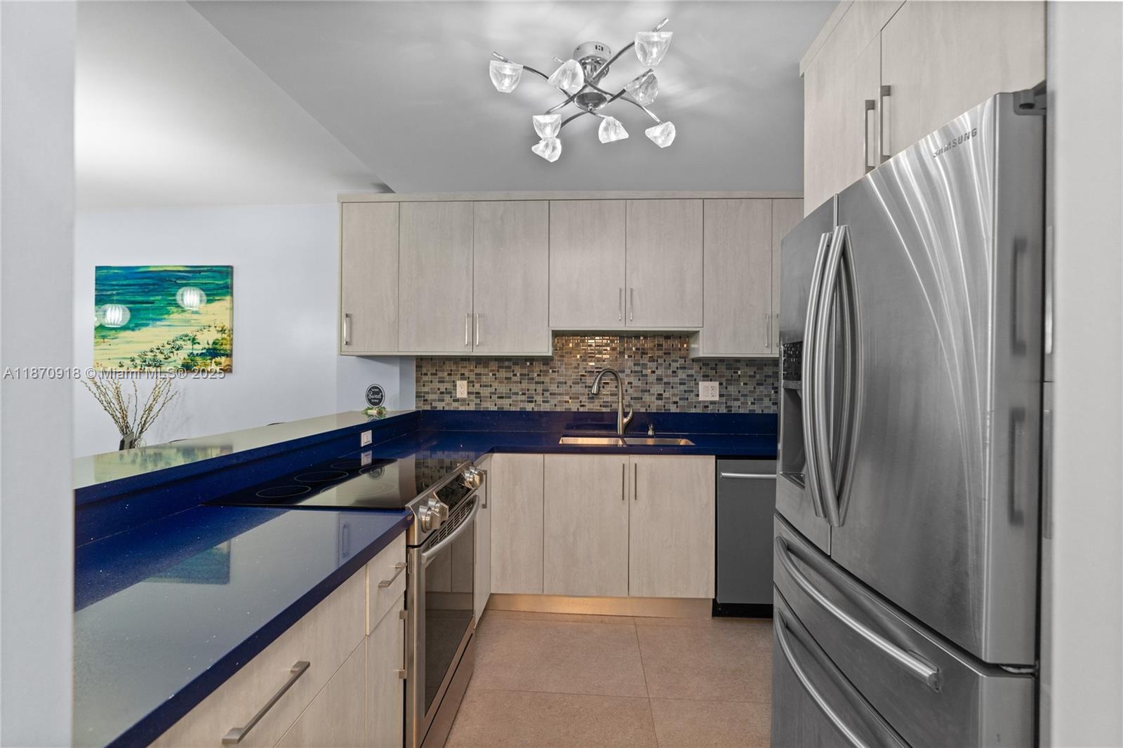 Photo of 3725 Ocean Dr  #311, Hollywood, Florida, 33019 - 