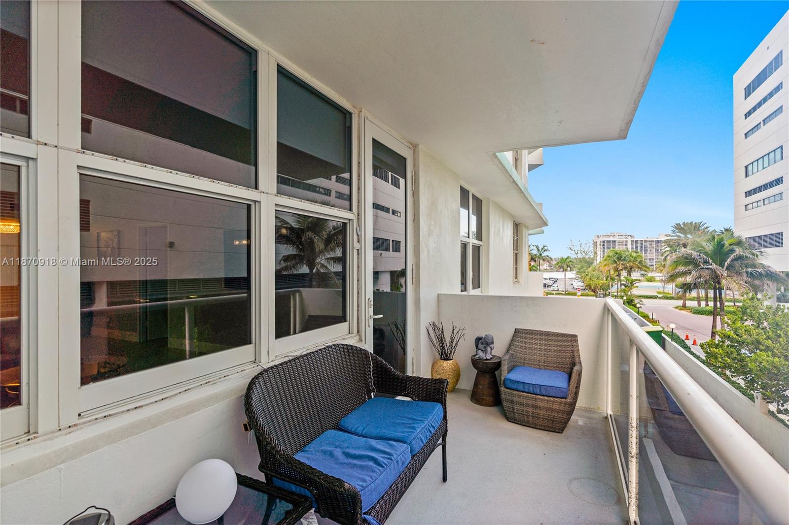 Photo of 3725 Ocean Dr  #311, Hollywood, Florida, 33019 - 