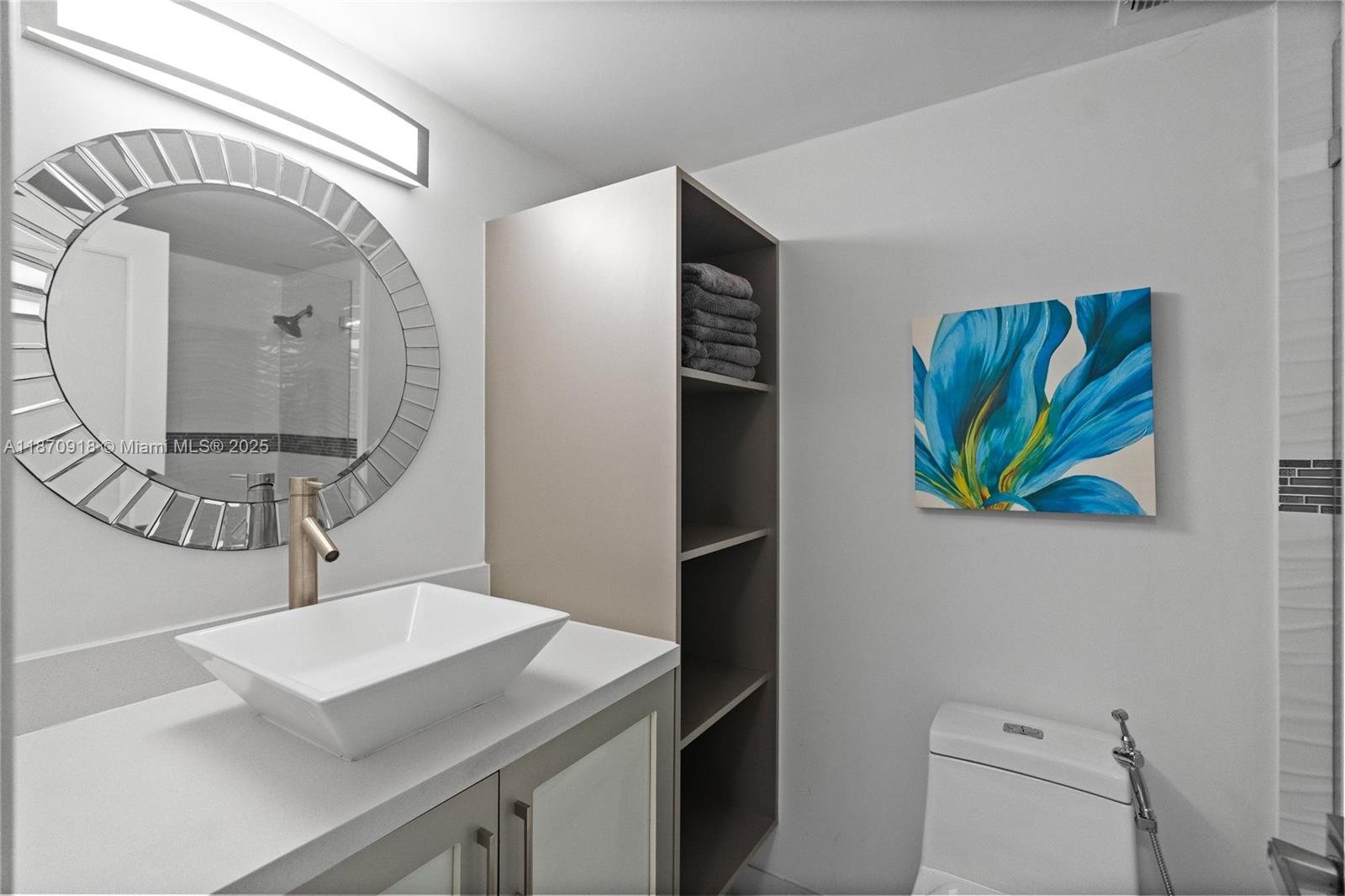 Photo of 3725 Ocean Dr  #311, Hollywood, Florida, 33019 - 