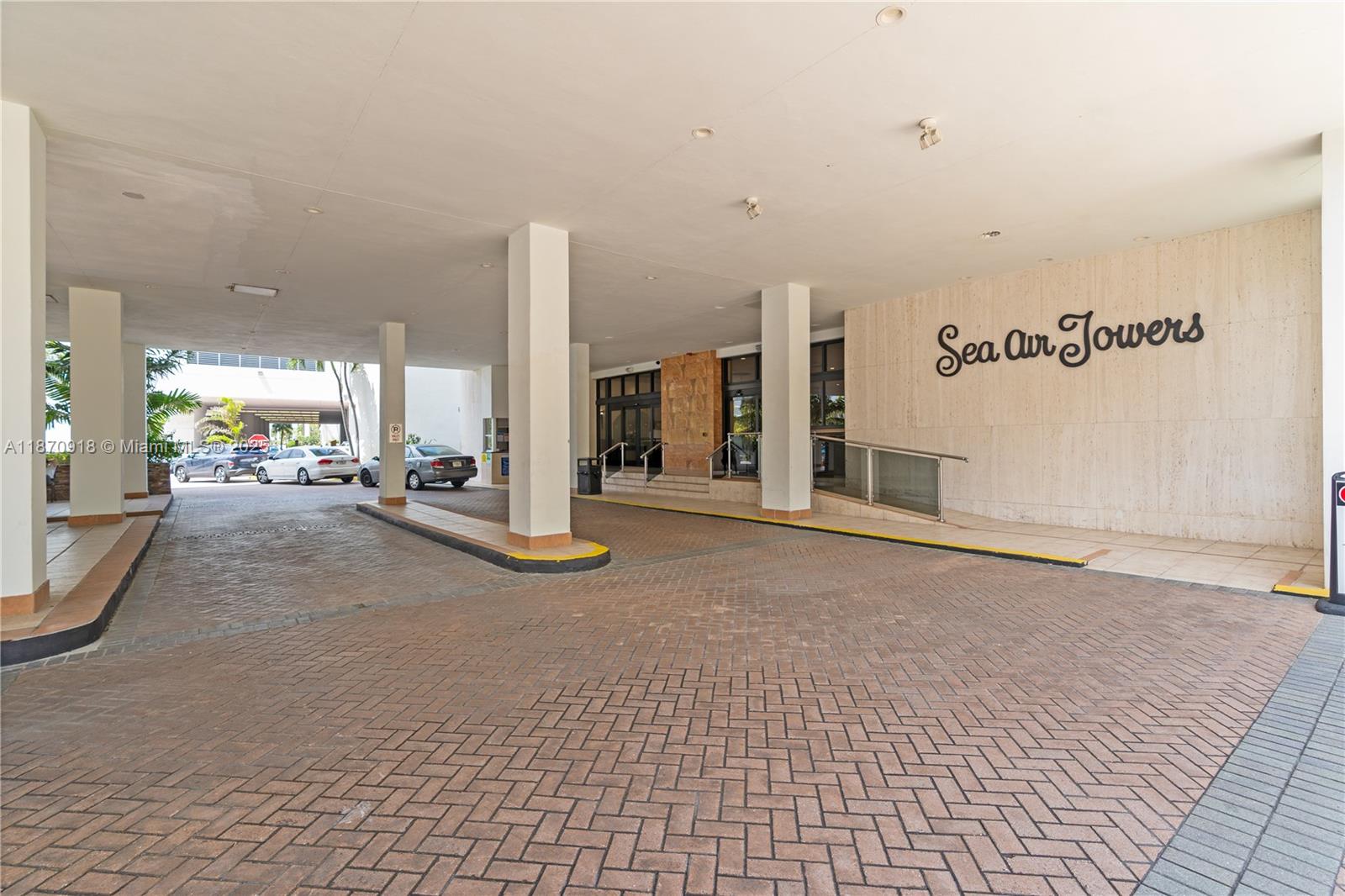 Photo of 3725 Ocean Dr  #311, Hollywood, Florida, 33019 - 