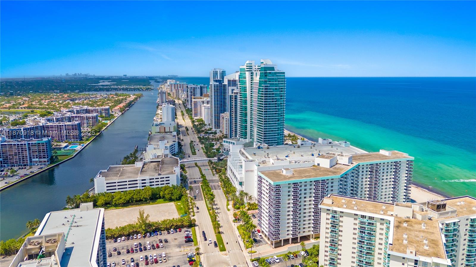 Photo of 3725 Ocean Dr  #311, Hollywood, Florida, 33019 - 