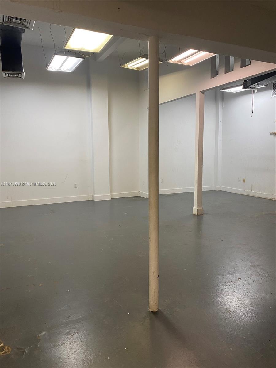 See details / sq. ft. $ 2025-09-02 0 Photo