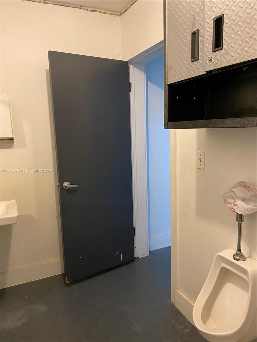 See details / sq. ft. $ 2025-09-02 0 Photo