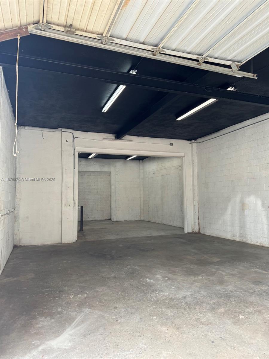 See details / sq. ft. $ 2025-09-02 0 Photo