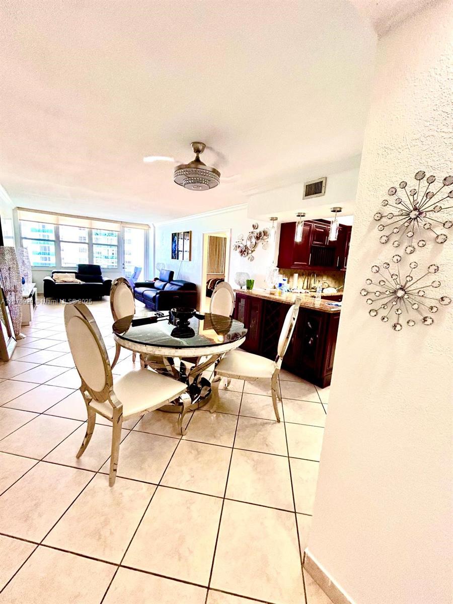 Photo of 3725 Ocean Dr #1116, Hollywood, Florida, 33019 -