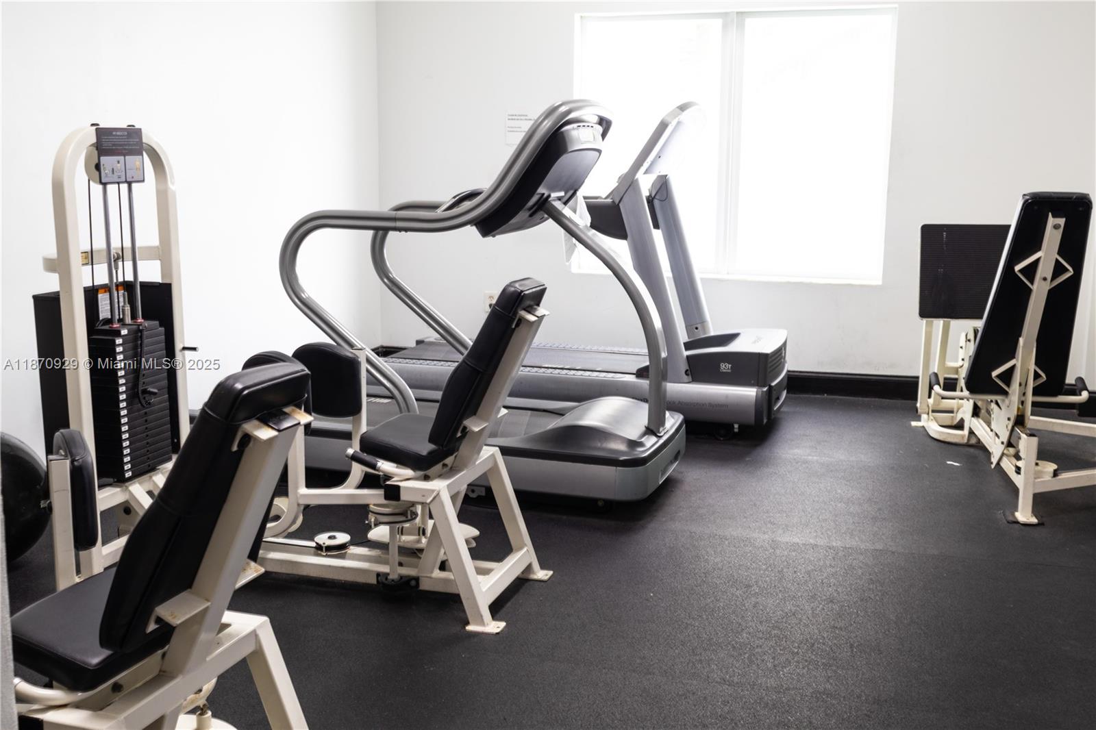 Photo of 3725 Ocean Dr  #1116, Hollywood, Florida, 33019 - 