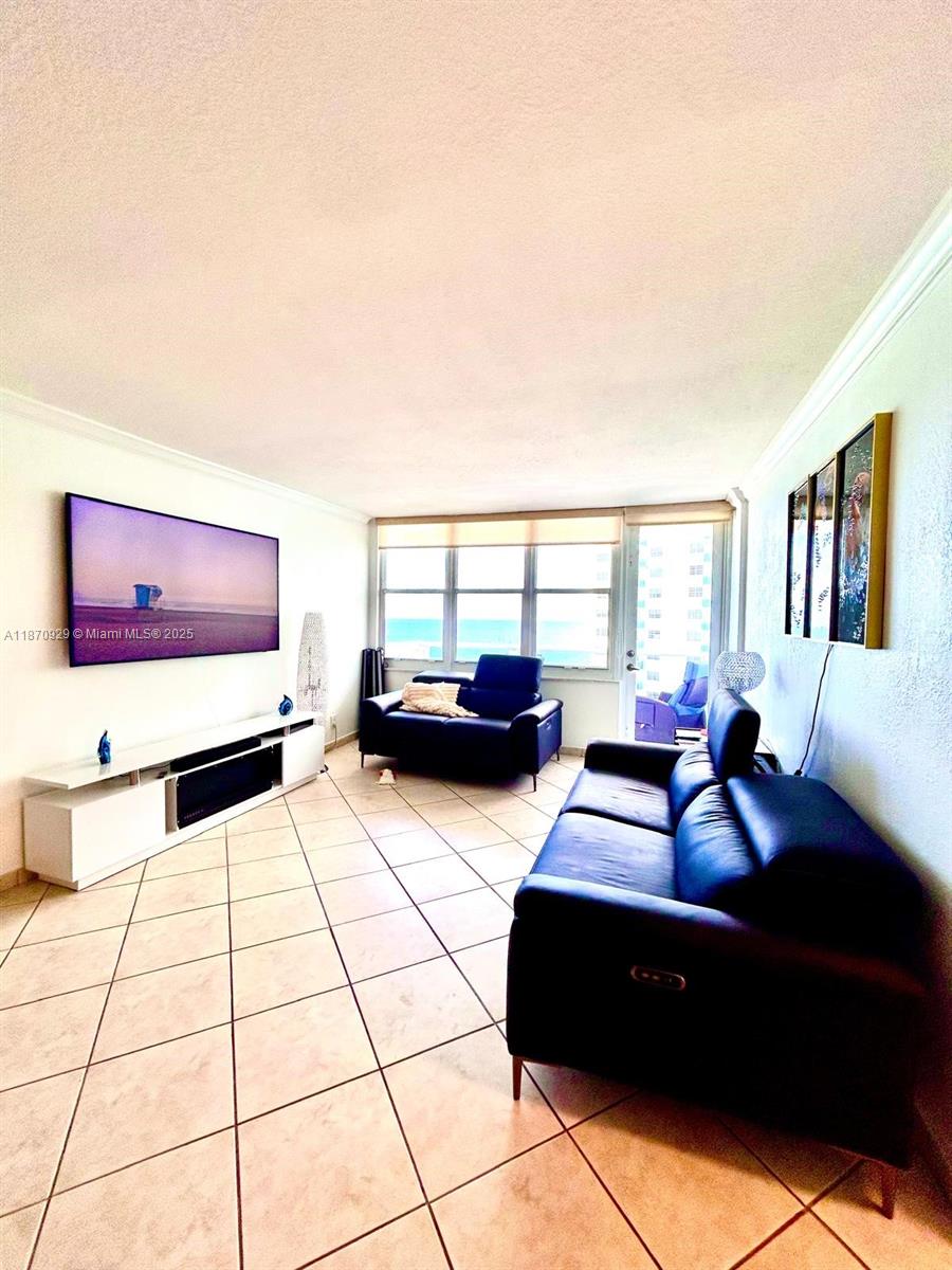 Photo of 3725 Ocean Dr #1116, Hollywood, Florida, 33019 -