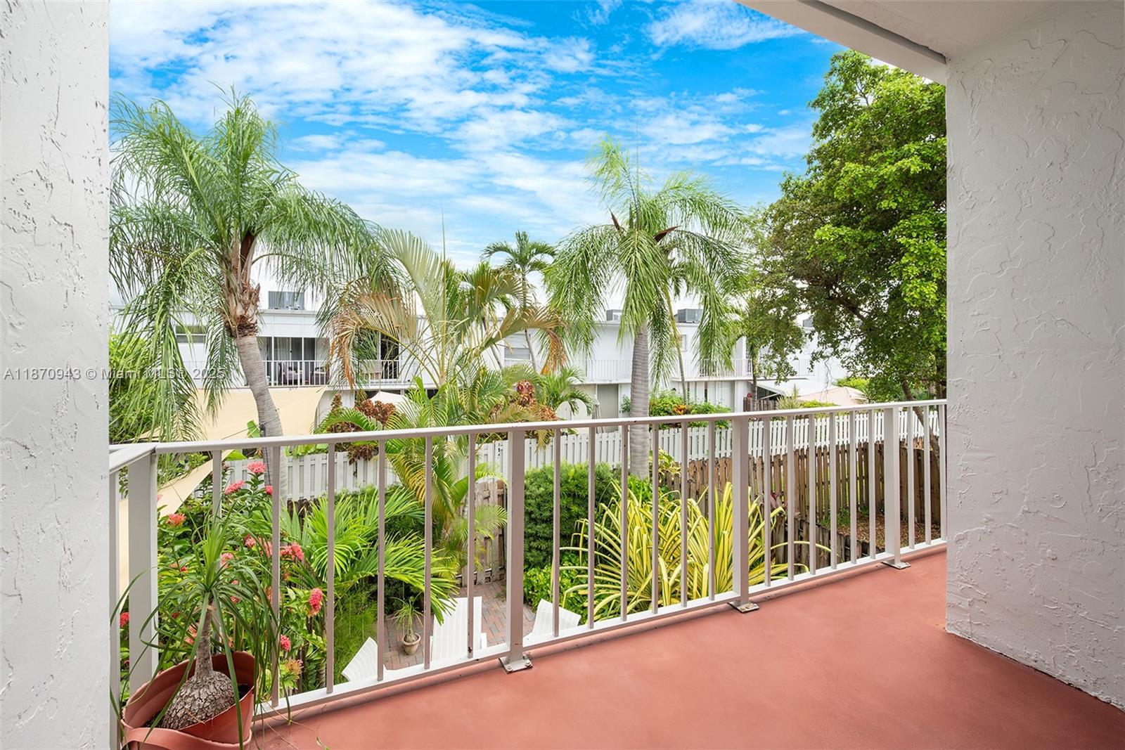 Photo of 715 27th Ave  (715), Hallandale Beach, Florida, 33009 - 