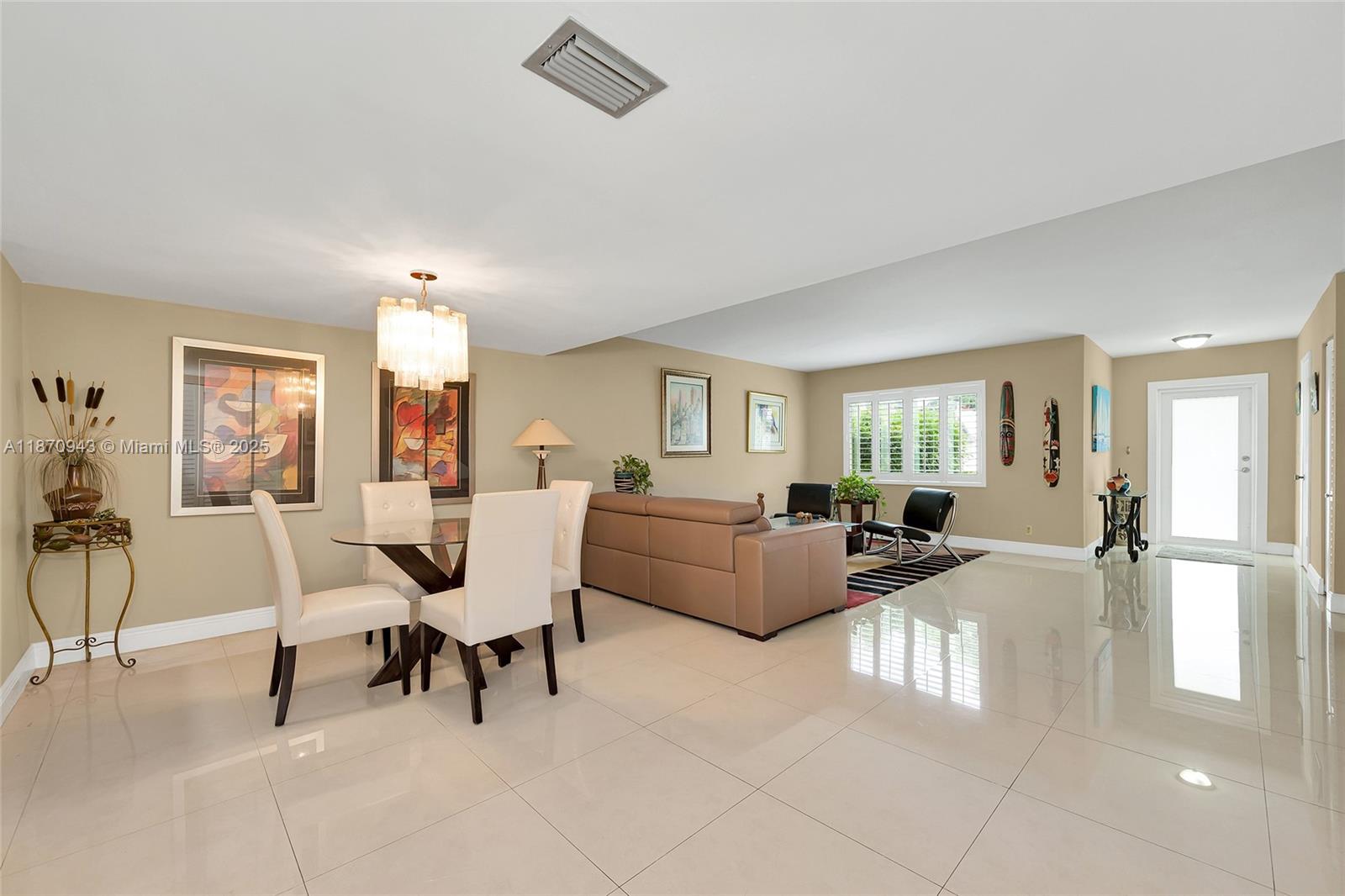 Photo of 715 27th Ave  (715), Hallandale Beach, Florida, 33009 - 