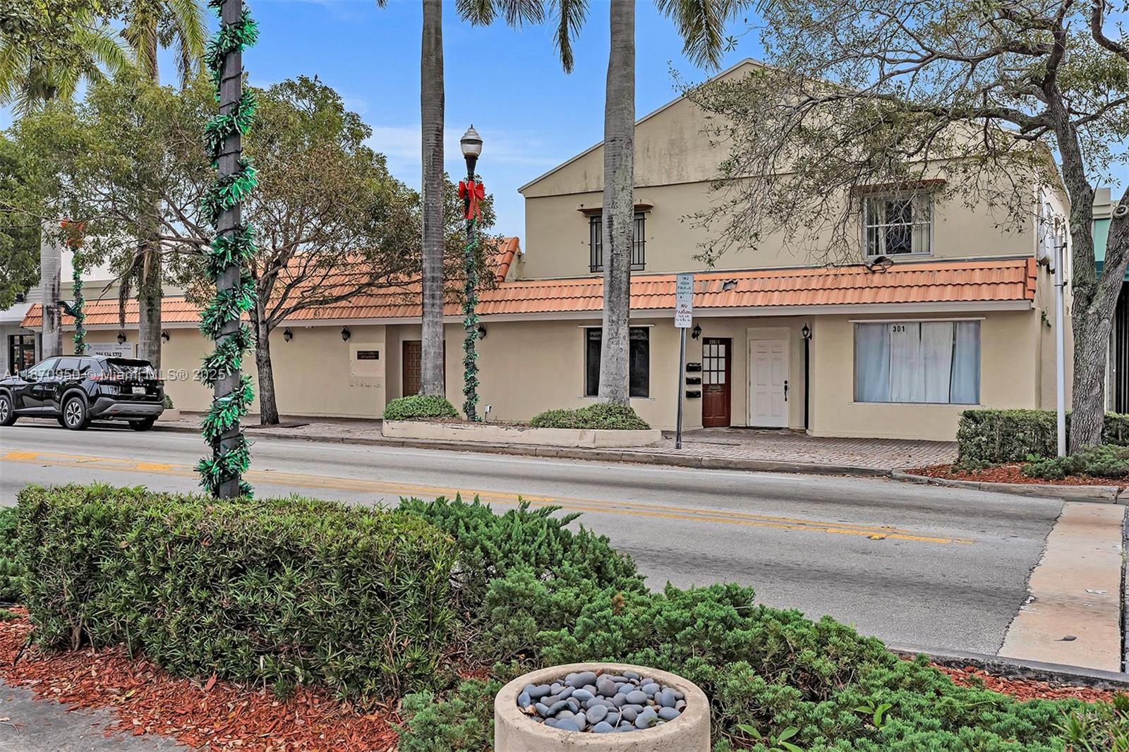 See details 313-317 / sq. ft. $ 2025-09-02 0 Photo