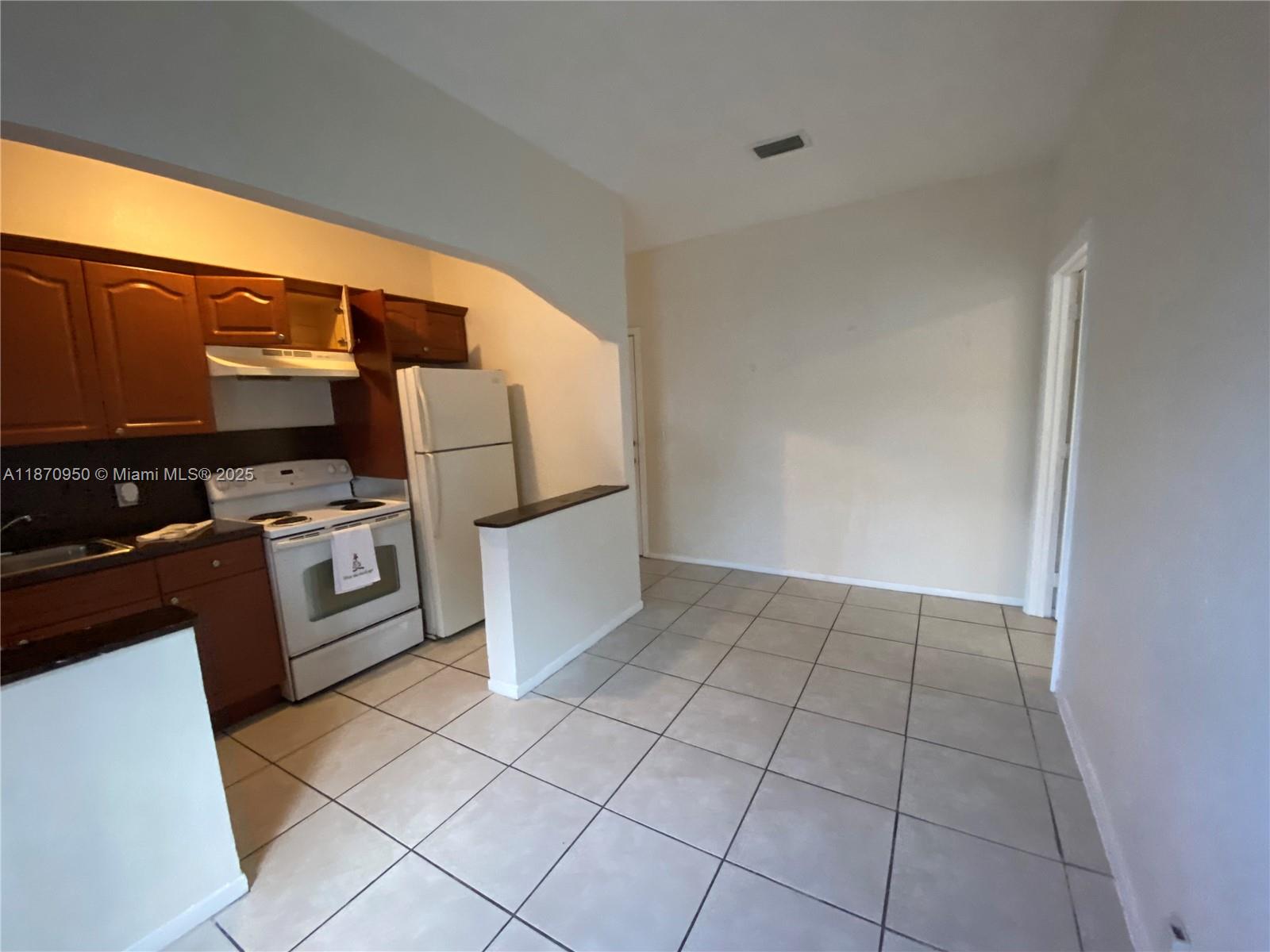 See details 313-317 / sq. ft. $ 2025-09-02 0 Photo