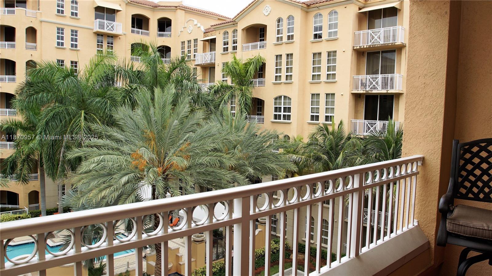 Photo of 3001 185th St  #428, Aventura, Florida, 33180 - 