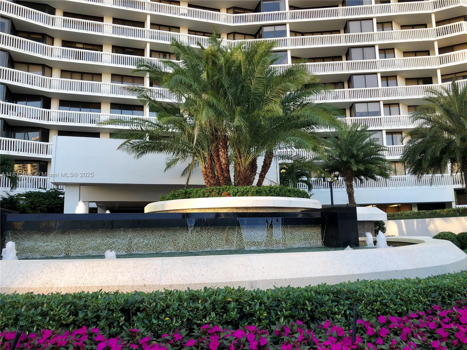 712 2 / 2 1350 sq. ft. $ 2025-09-15 0 Photo