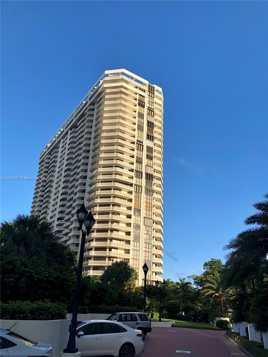 712 2 / 2 1350 sq. ft. $ 2025-09-15 0 Photo