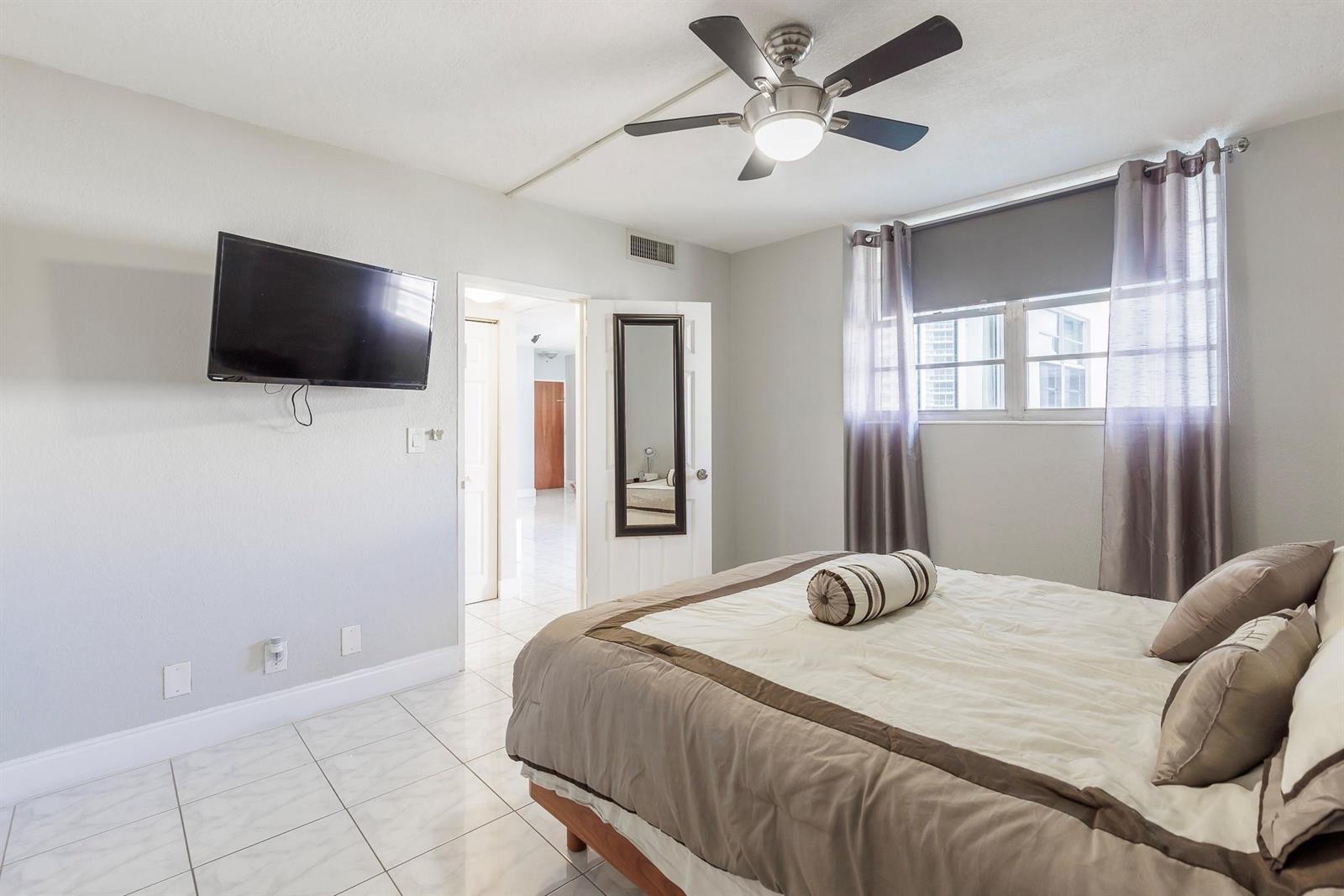 Photo of 3801 Ocean #10S, Hollywood, Florida, 33019 - Photo 12