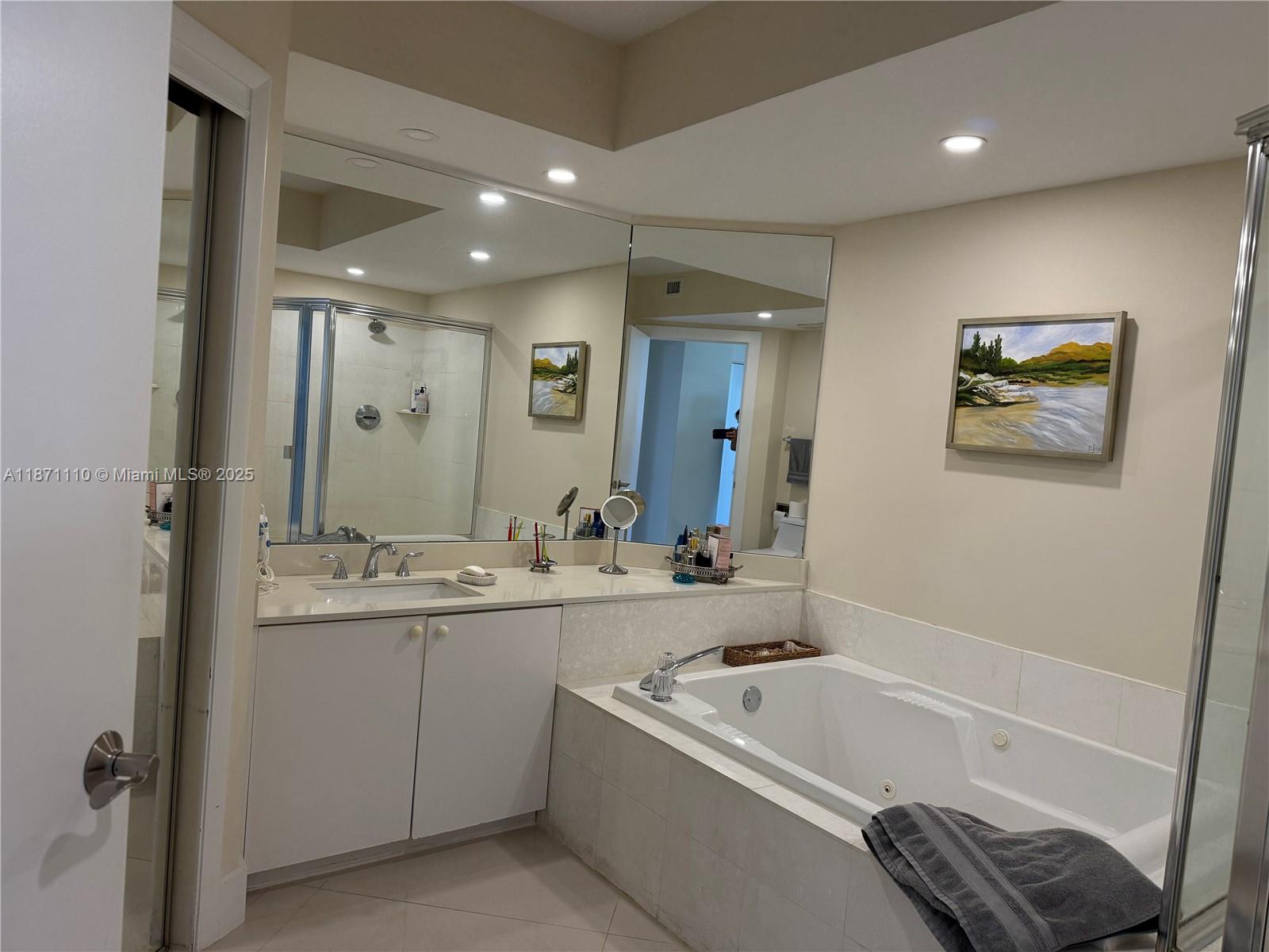 Photo of 20185 Country Club Dr  #510, Aventura, Florida, 33180 - 