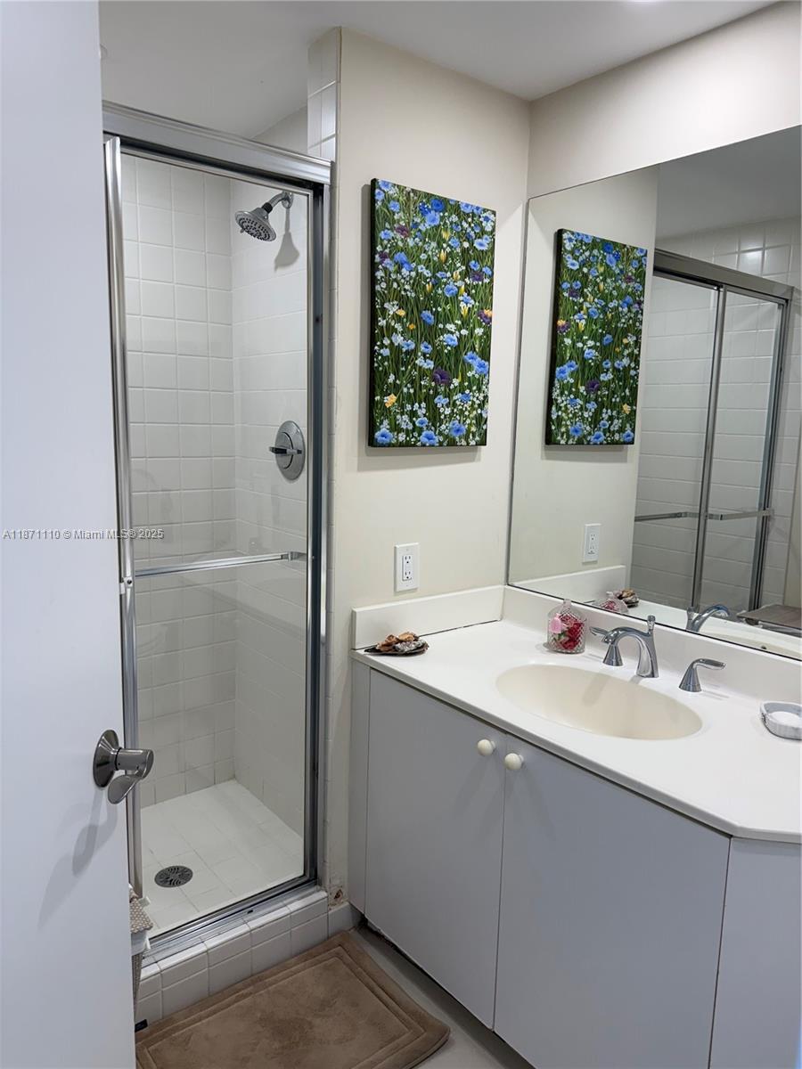 Photo of 20185 Country Club Dr  #510, Aventura, Florida, 33180 - 
