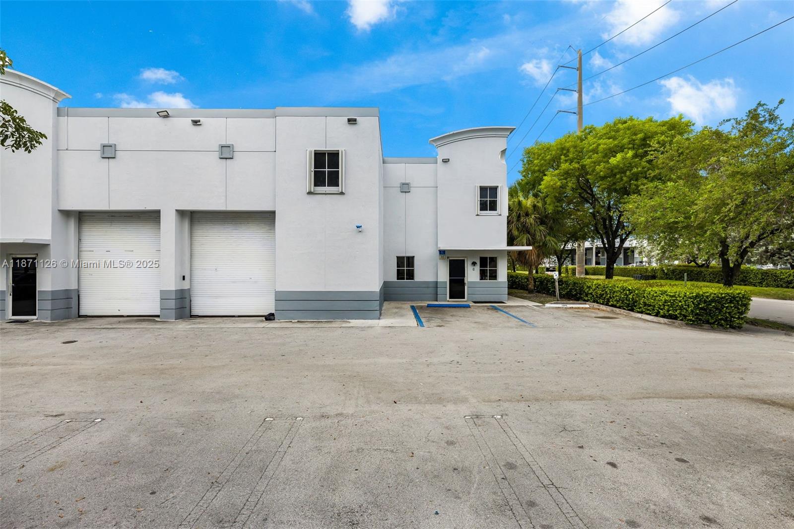 See details 6 / sq. ft. $ 2025-09-03 0 Photo
