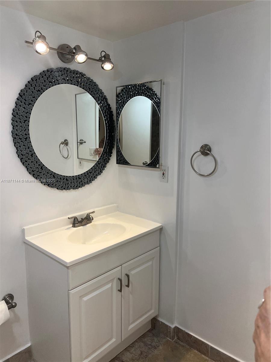 Photo of 20335 Country Club Dr  #302, Aventura, Florida, 33180 - 