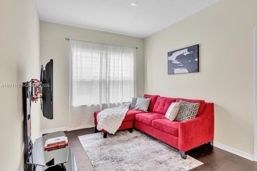 4353 4 / 3 2423 sq. ft. $ 2026-06-11 0 foto