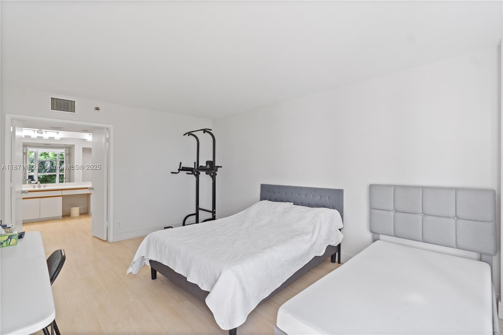 Photo of 3600 Mystic Pointe Dr  #215, Aventura, Florida, 33180 - 