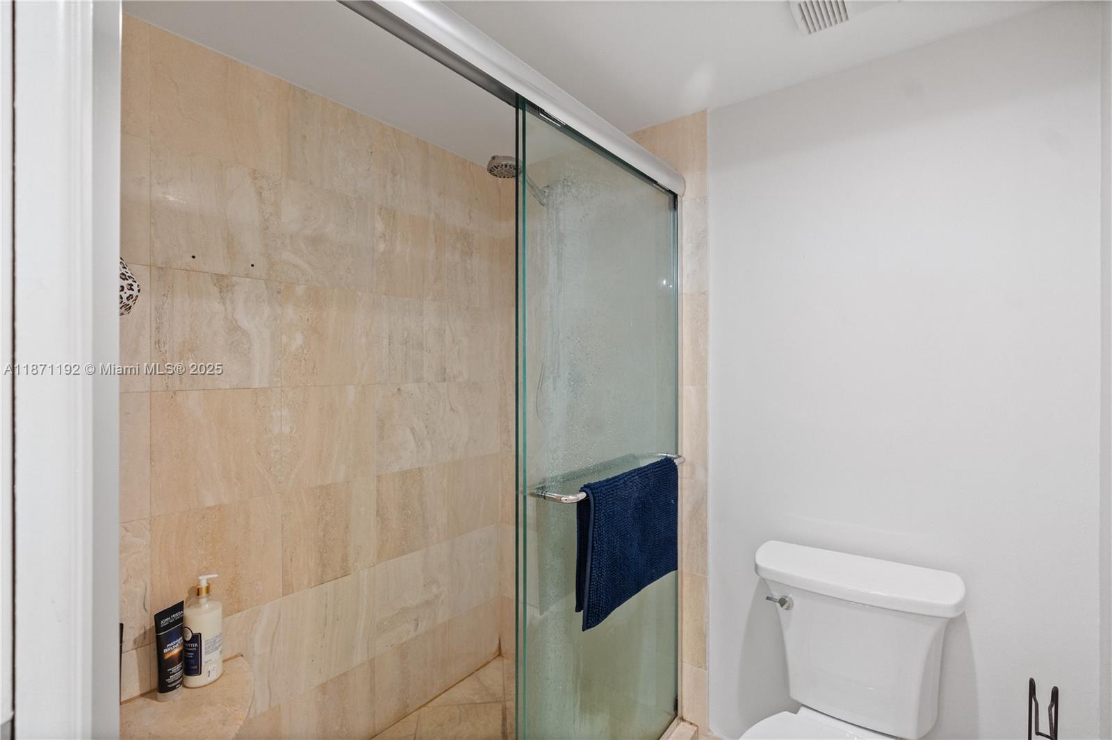 Photo of 3600 Mystic Pointe Dr  #215, Aventura, Florida, 33180 - 