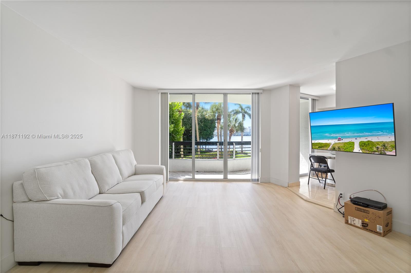 Photo of 3600 Mystic Pointe Dr #215, Aventura, Florida, 33180 -