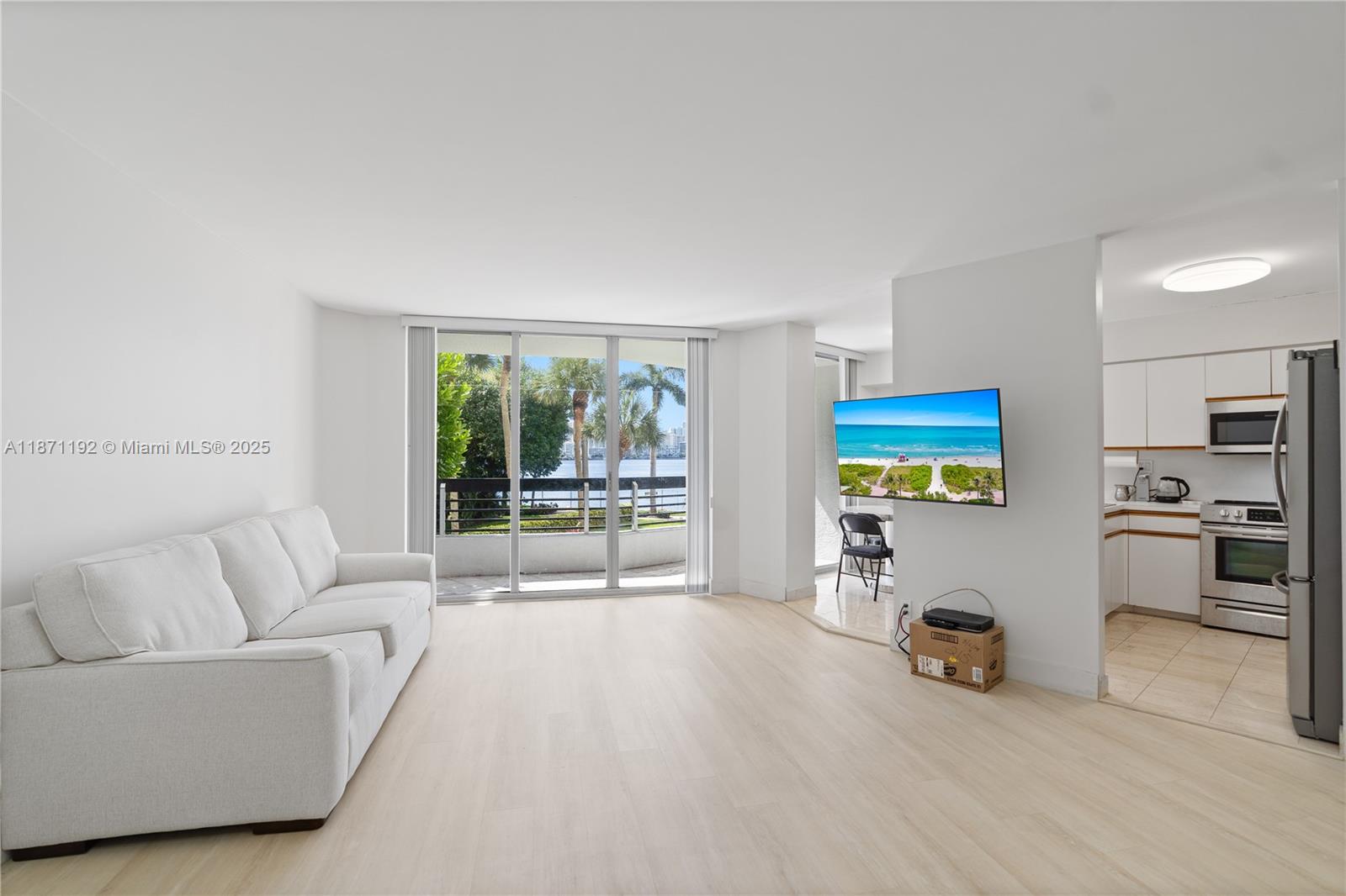 Photo of 3600 Mystic Pointe Dr #215, Aventura, Florida, 33180 -