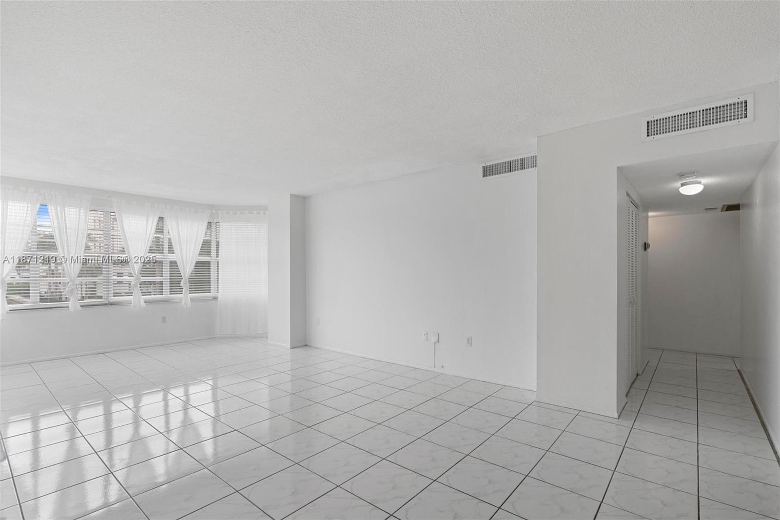 MS 2 / 2 1275 sq. ft. $ 2025-09-27 0 Photo