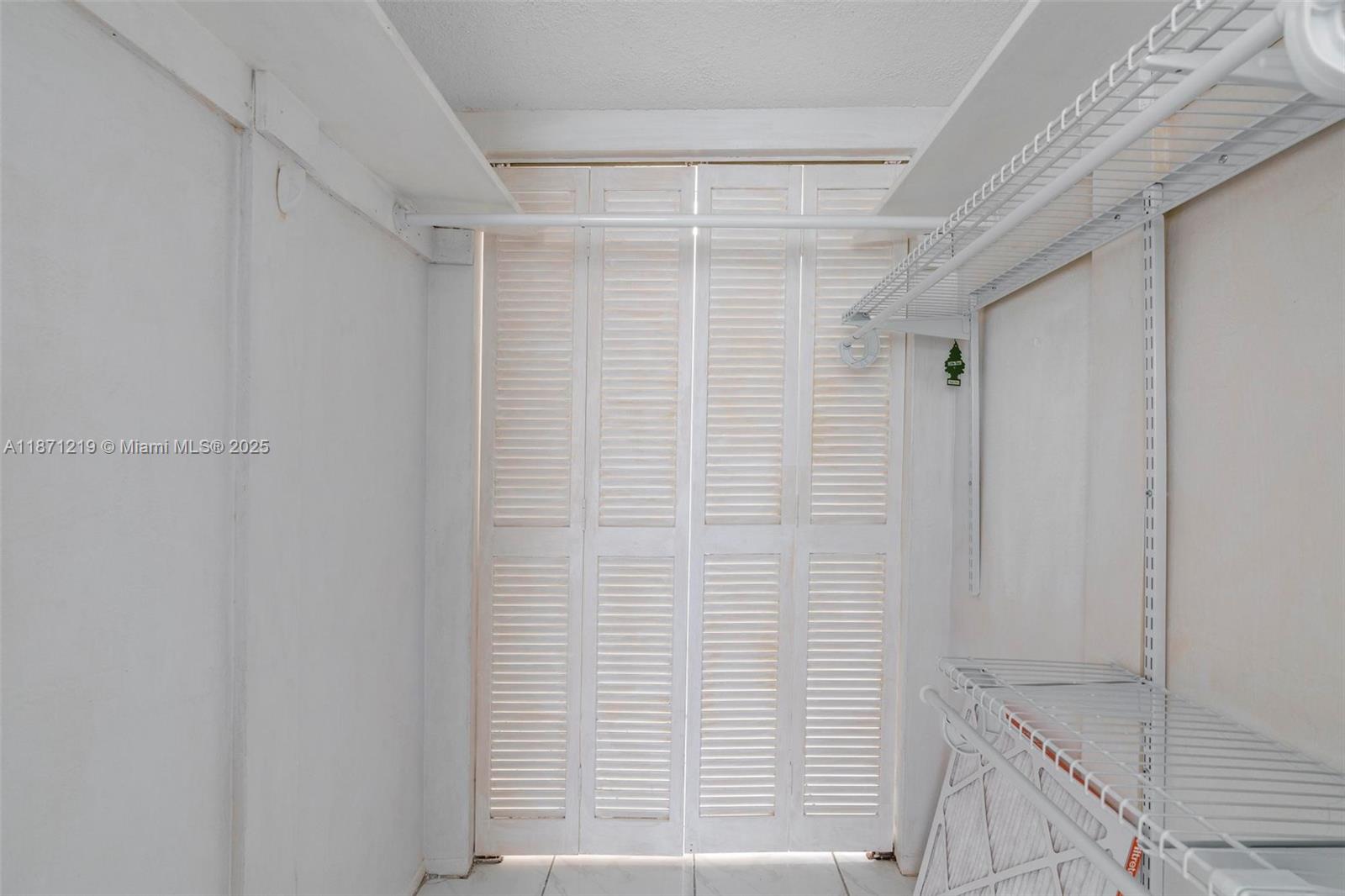 MS 2 / 2 1275 sq. ft. $ 2025-09-27 0 Photo