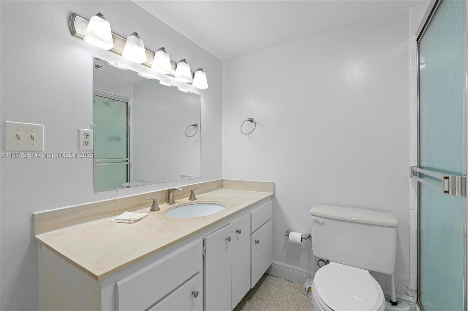 MS 2 / 2 1275 sq. ft. $ 2025-09-27 0 Photo