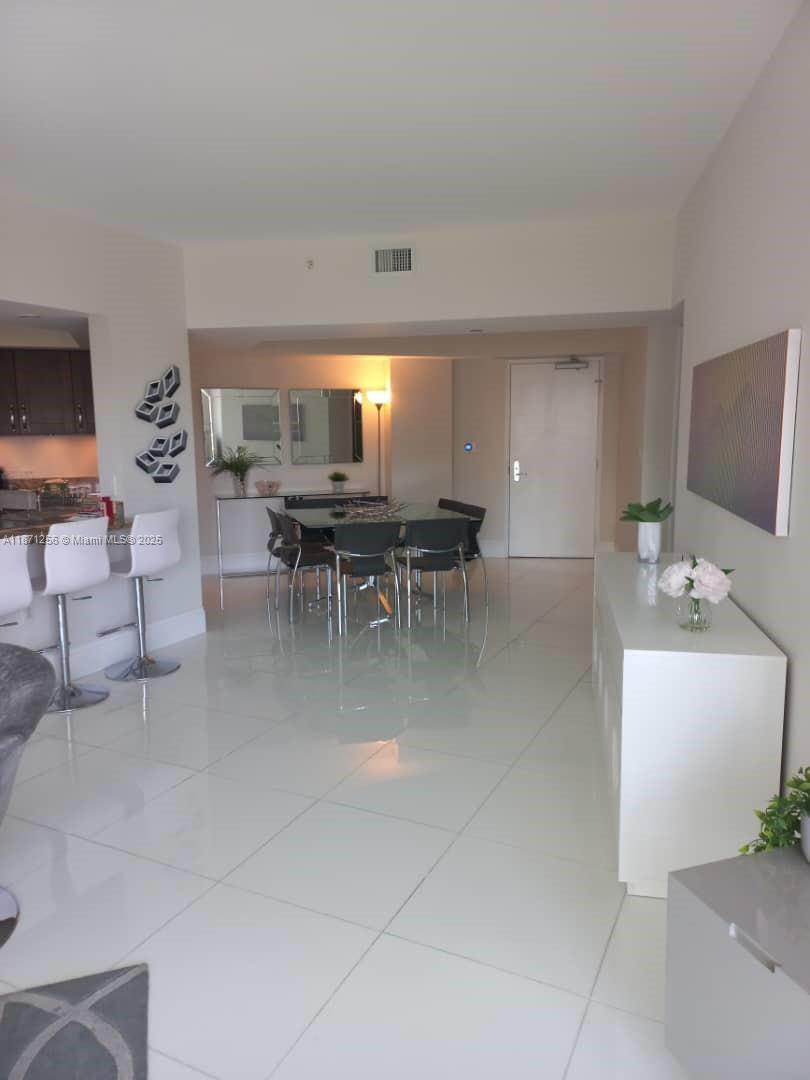 Photo of 20000 Country Club Dr  #1212, Aventura, Florida, 33180 - 