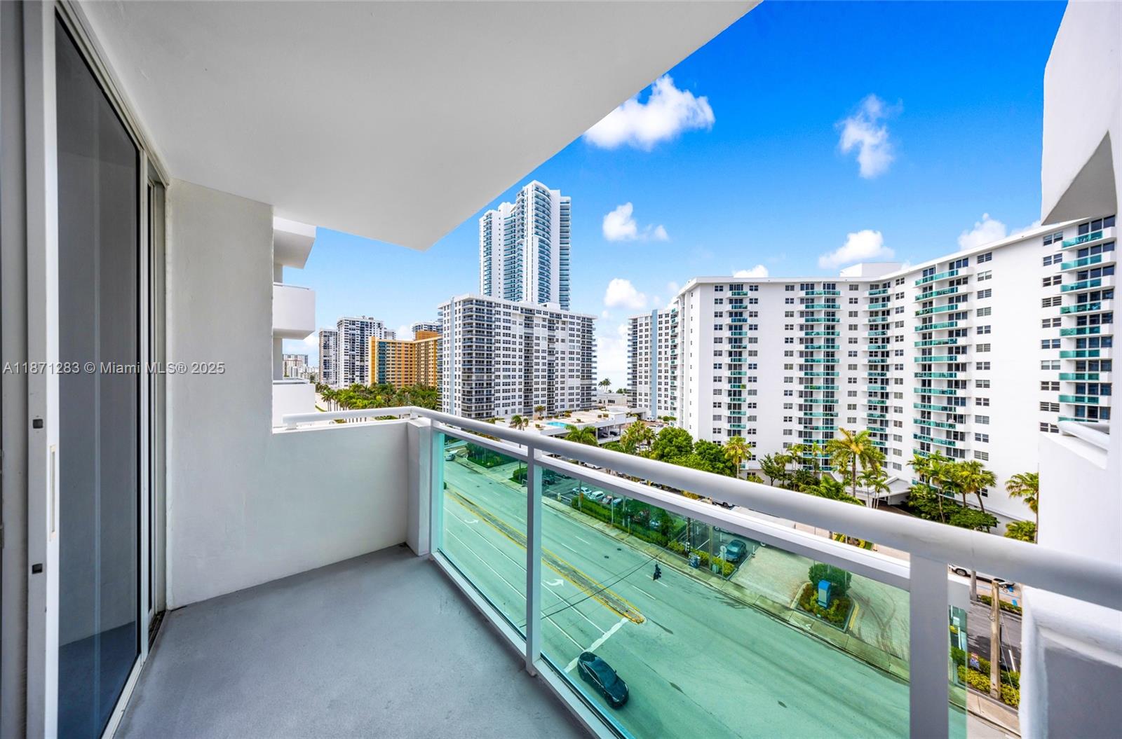 Photo of 3000 Ocean Dr  #814, Hollywood, Florida, 33019 - 