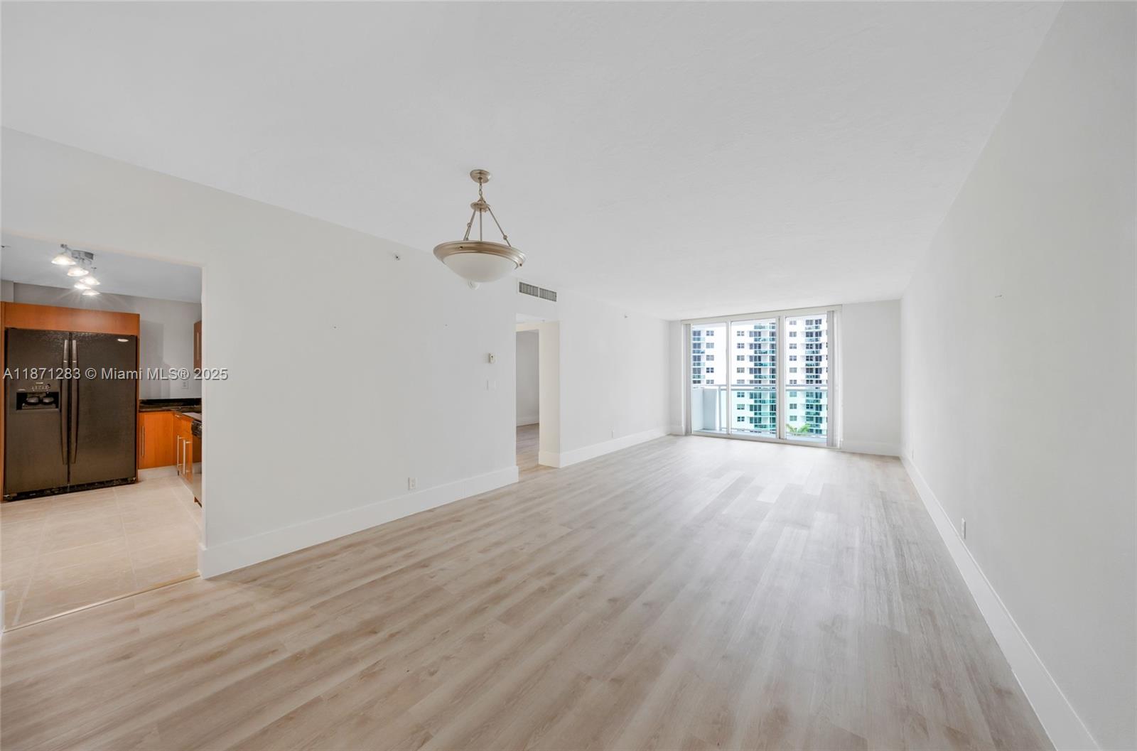 Photo of 3000 Ocean Dr  #814, Hollywood, Florida, 33019 - 