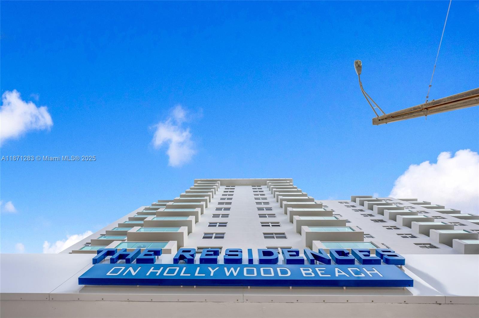 Photo of 3000 Ocean Dr  #814, Hollywood, Florida, 33019 - 