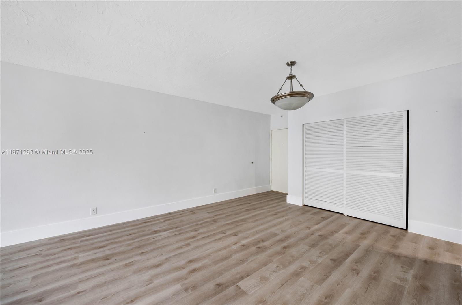 Photo of 3000 Ocean Dr  #814, Hollywood, Florida, 33019 - 