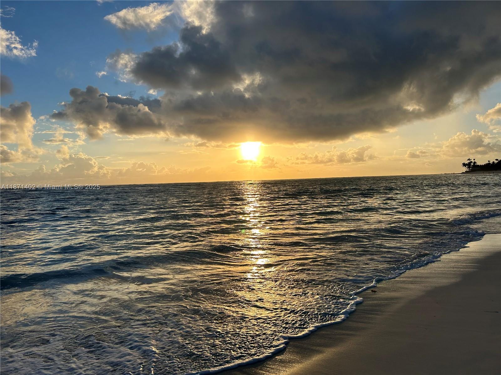 Photo of 1865 Ocean Dr #10D, Hallandale Beach, Florida, 33009 -