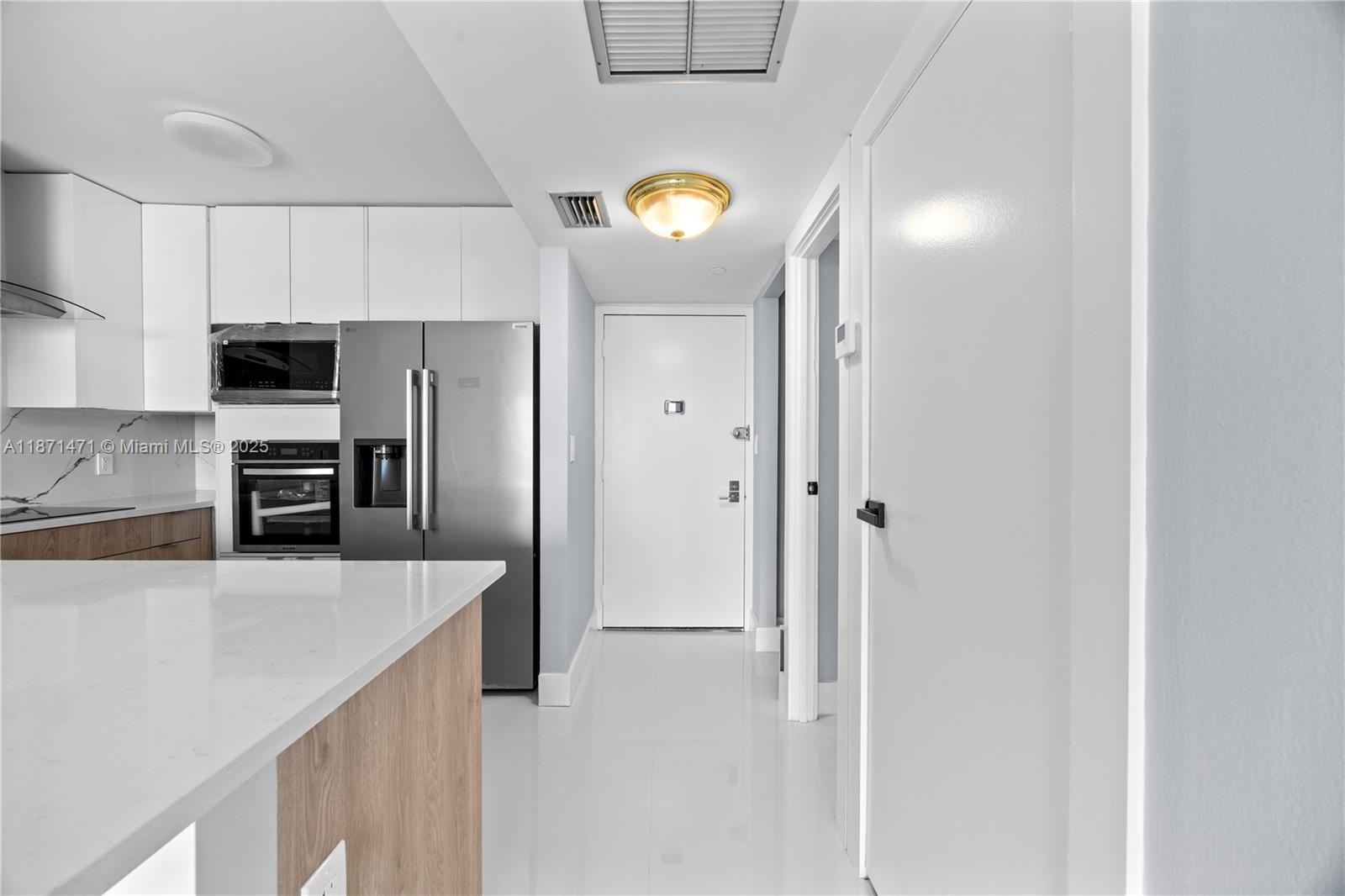 Photo of 20335 Country Club Dr #1905, Aventura, Florida, 33180 -