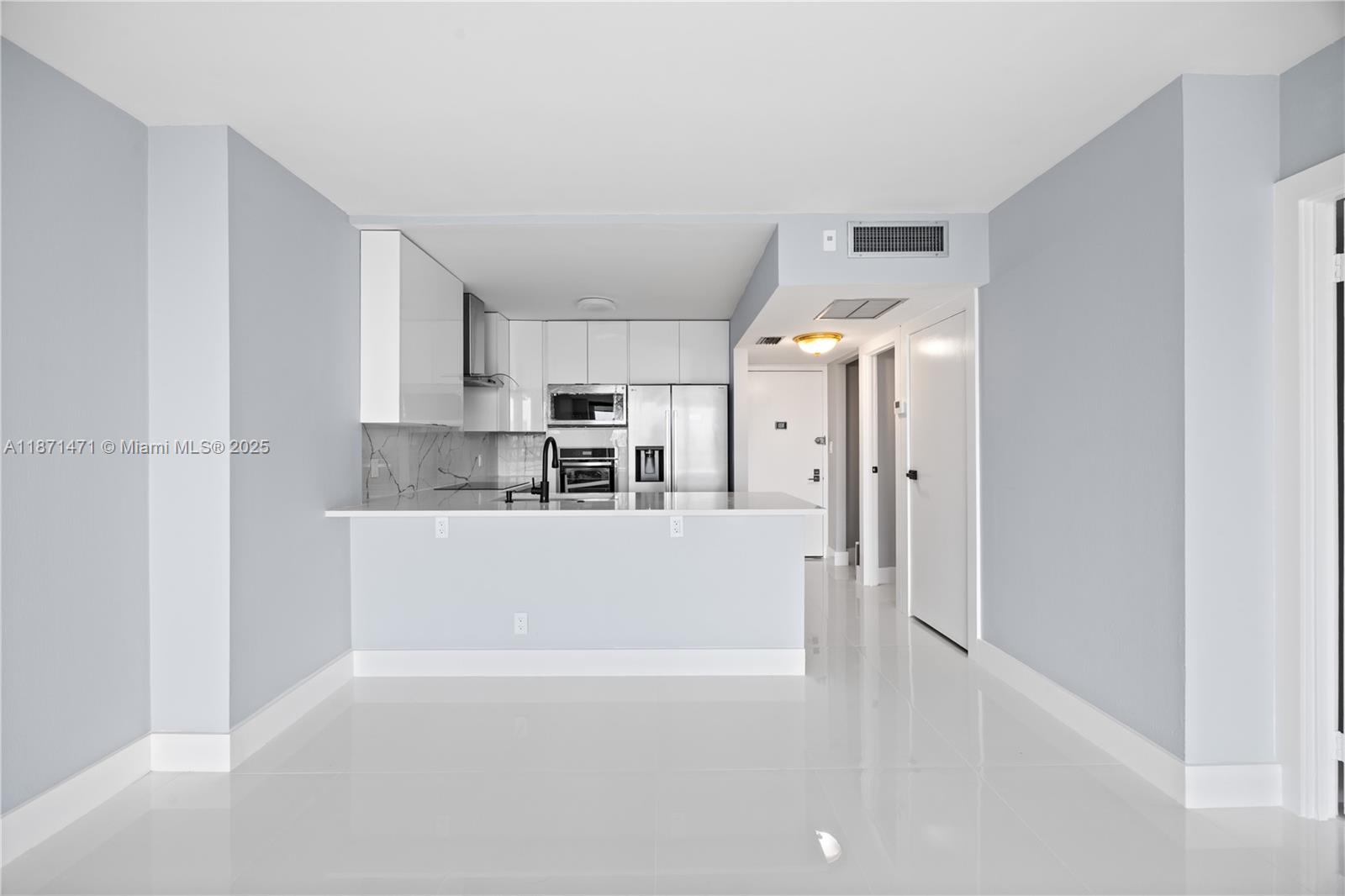 Photo of 20335 Country Club Dr #1905, Aventura, Florida, 33180 -
