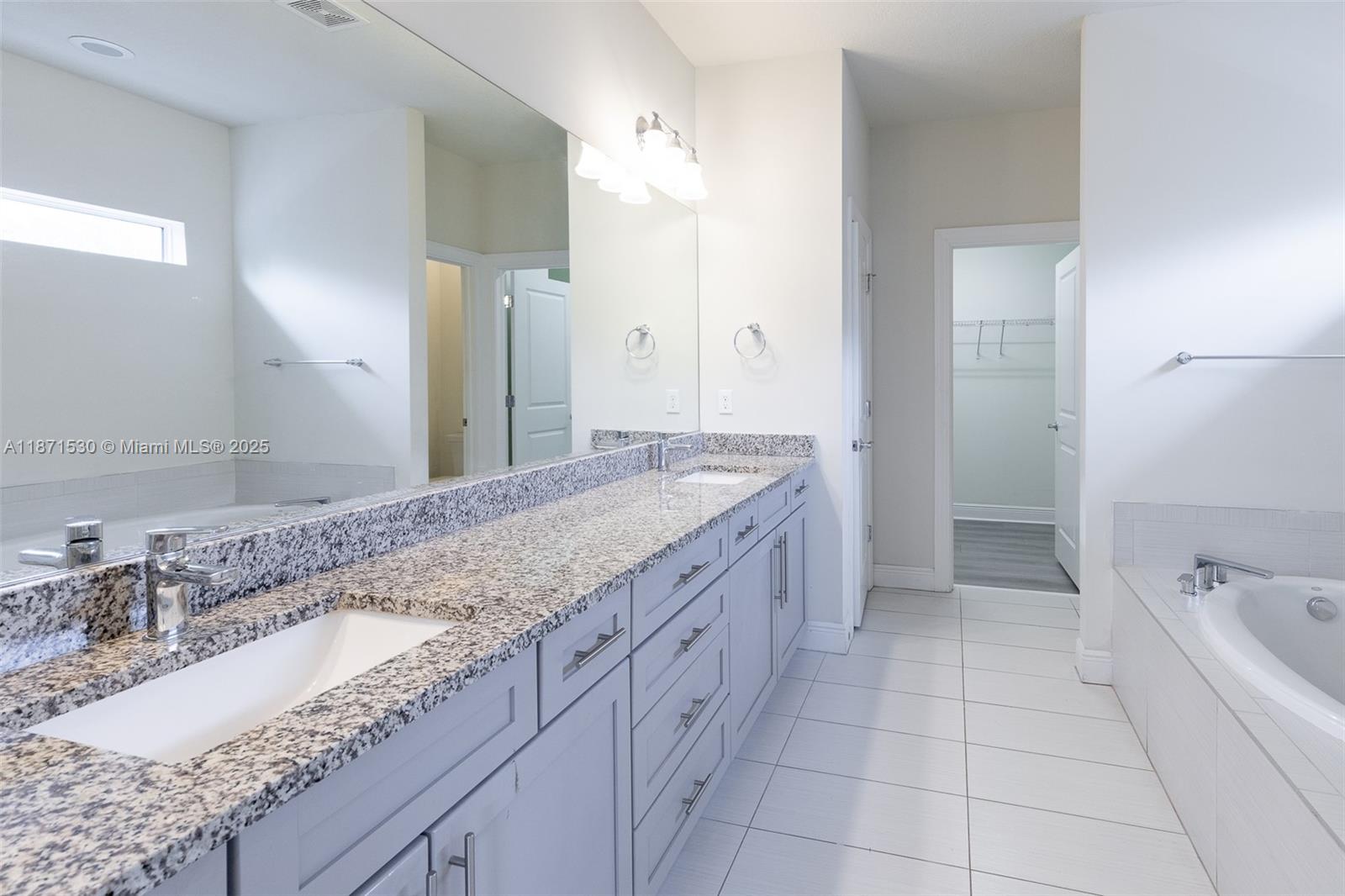  6 / 4 2501 sq. ft. $ 2025-09-03 0 Photo