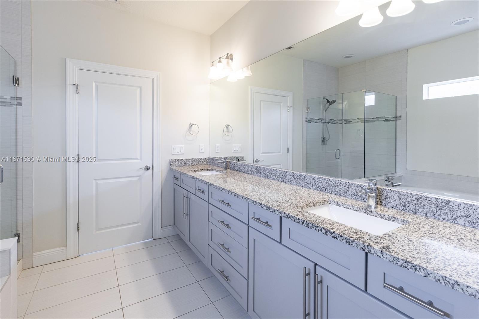  6 / 4 2501 sq. ft. $ 2025-09-03 0 Photo