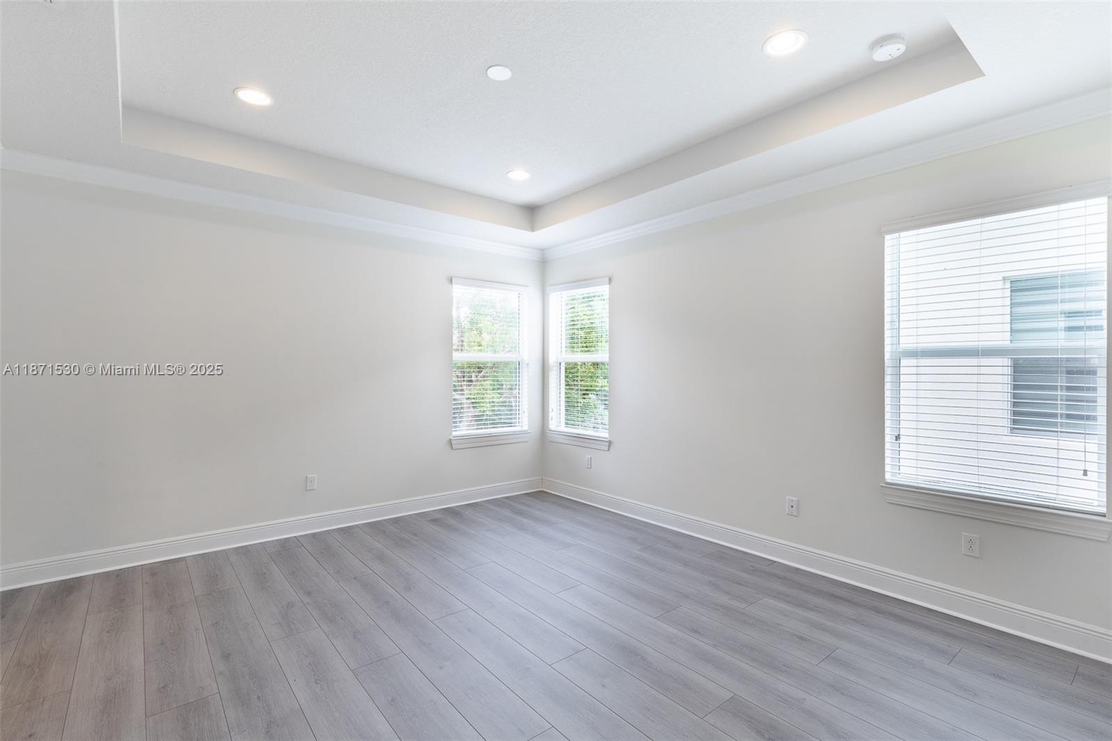  6 / 4 2501 sq. ft. $ 2025-09-03 0 Photo