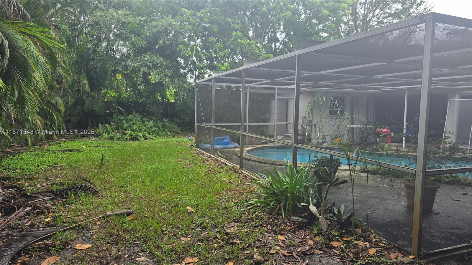 Ver detalles 5420 3 / 2 1456 sq. ft. $ 2025-09-03 0 foto