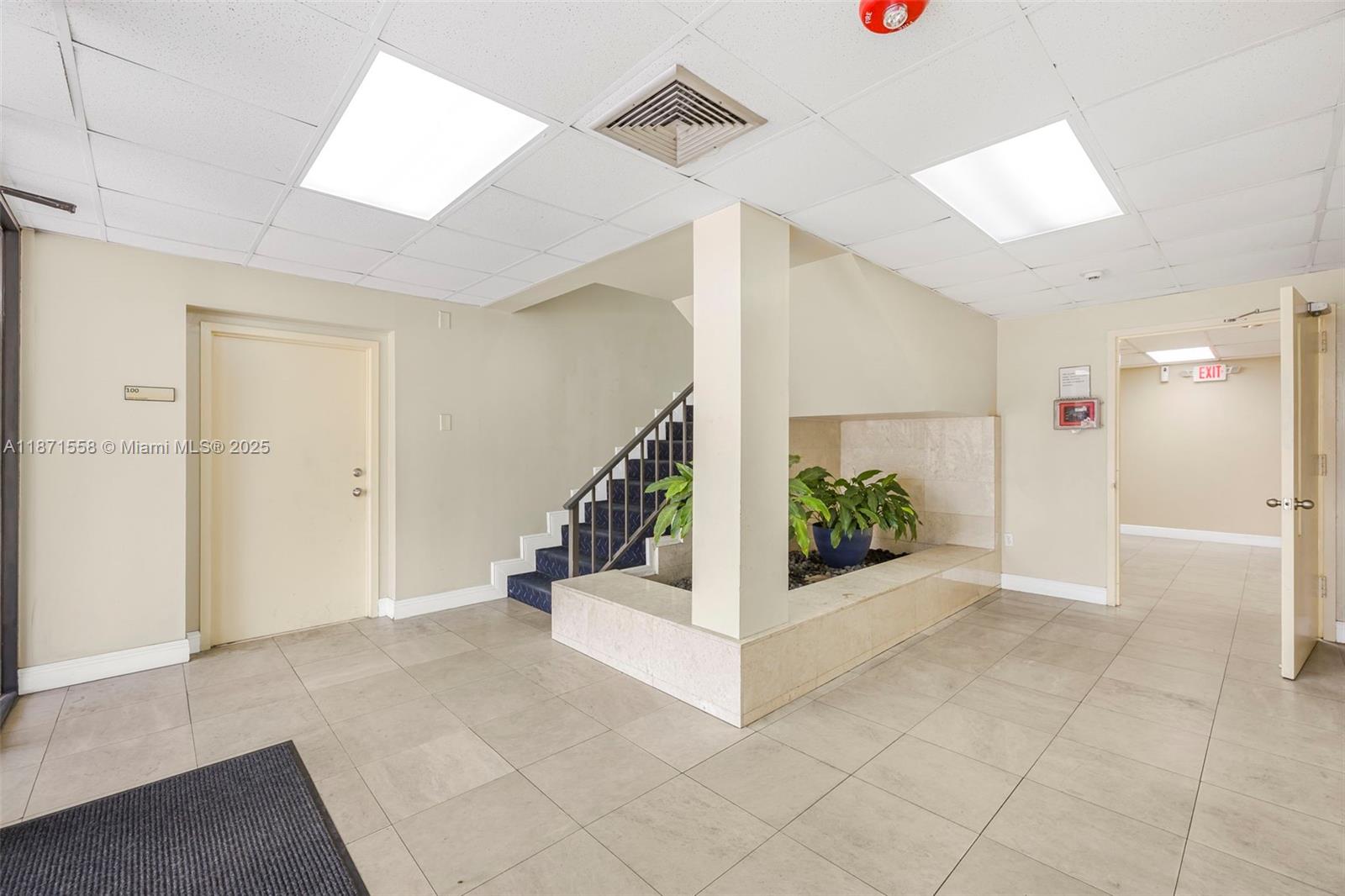 See details / sq. ft. $ 2025-09-03 0 Photo
