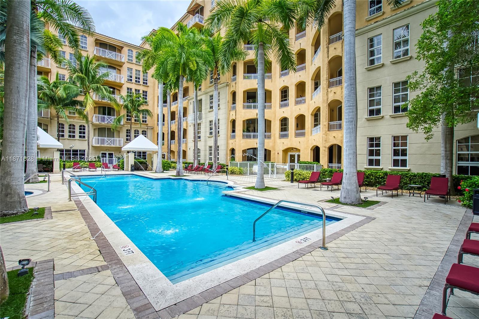 Photo of 3001 185th St  #135, Aventura, Florida, 33180 - 